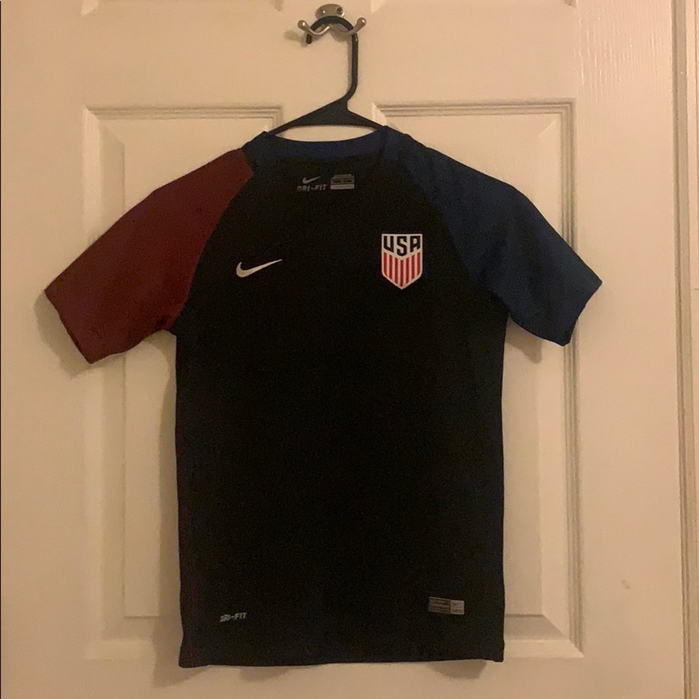 !!! AUTHENTIC !!! USA jersey youth